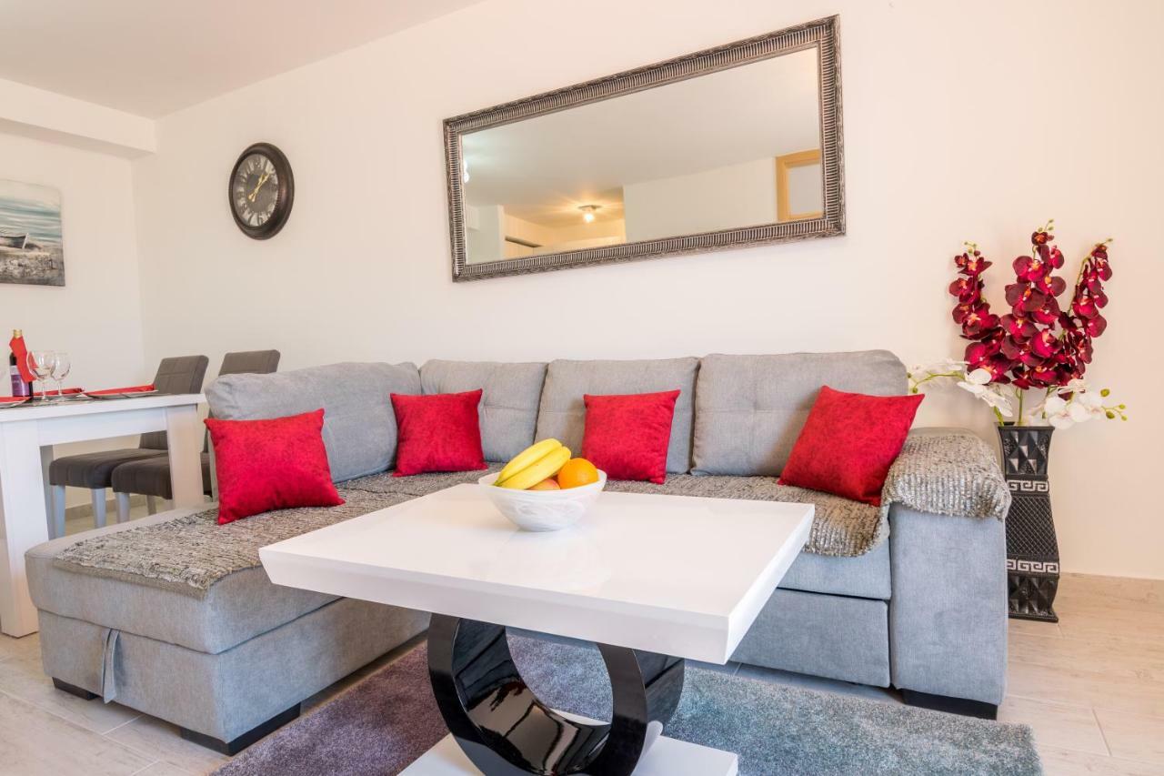 Lidija 2 Apartment มาคาร์สกา ภายนอก รูปภาพ